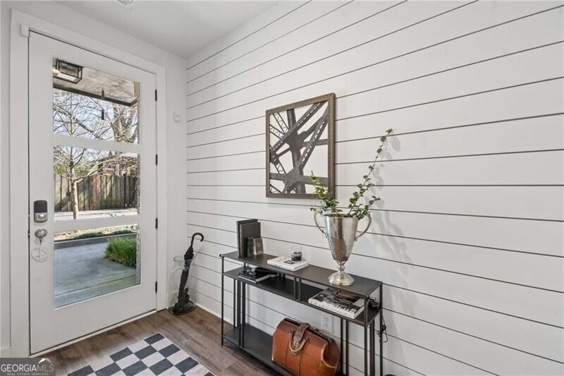 1350 May Avenue - Photo 4