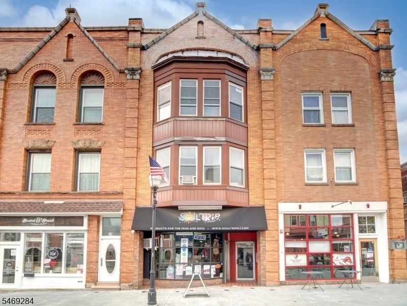26 Division St - Photo 0