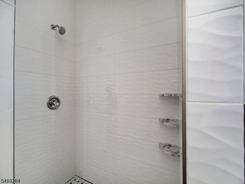 26 Division St - Photo 9
