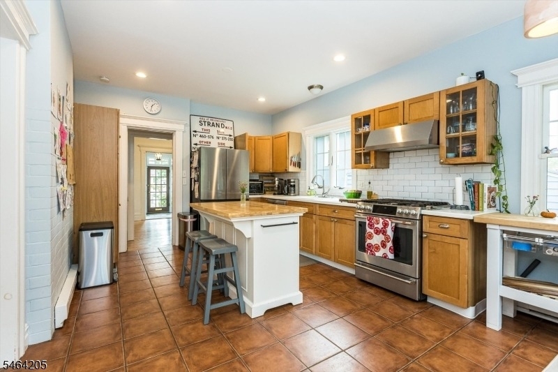 115 Sherman Pl - Photo 10