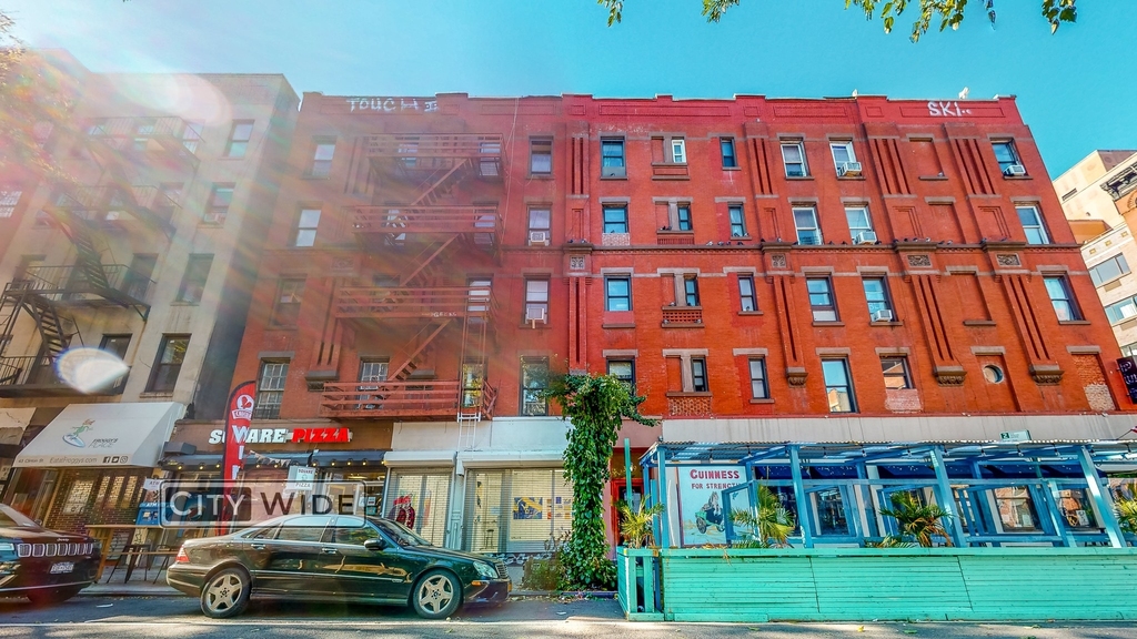 39 Clinton Street - Photo 5