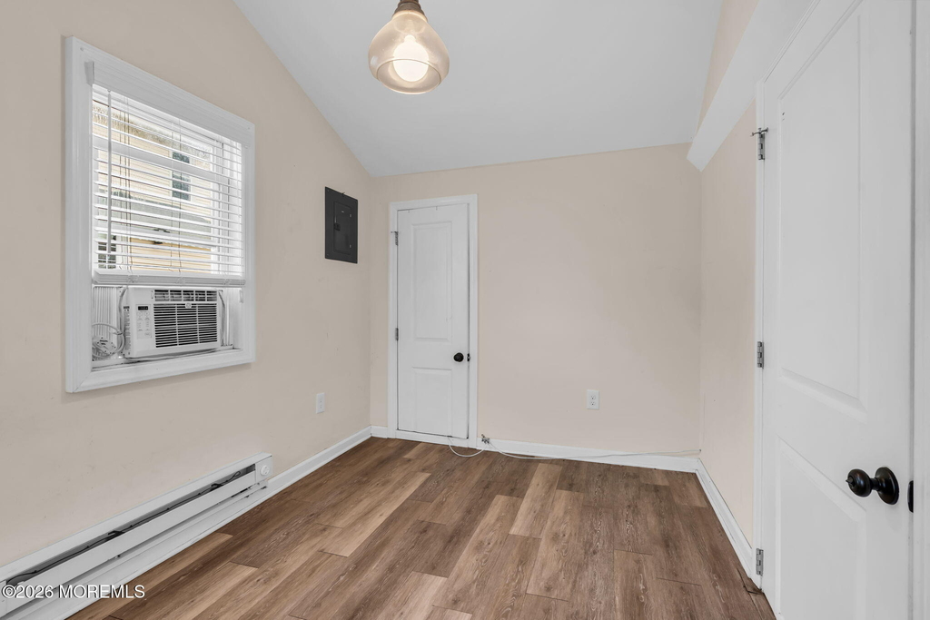 1607 River Road - Photo 13