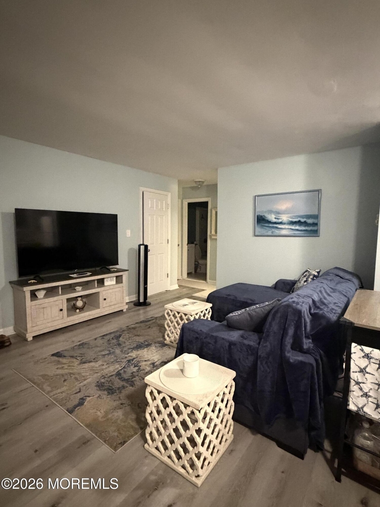 1382 Ocean Avenue - Photo 4