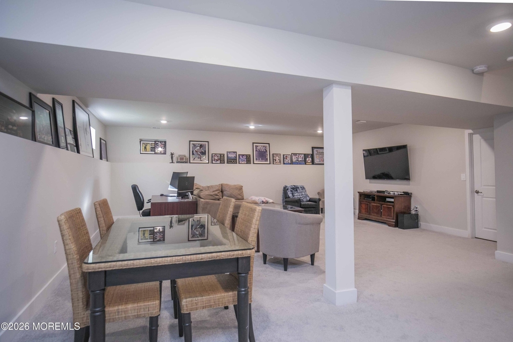 20 Kronenberg Street - Photo 43