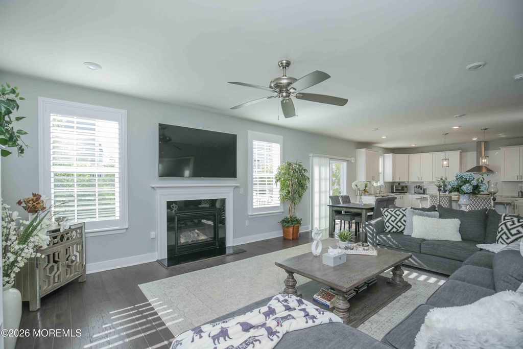 20 Kronenberg Street - Photo 16