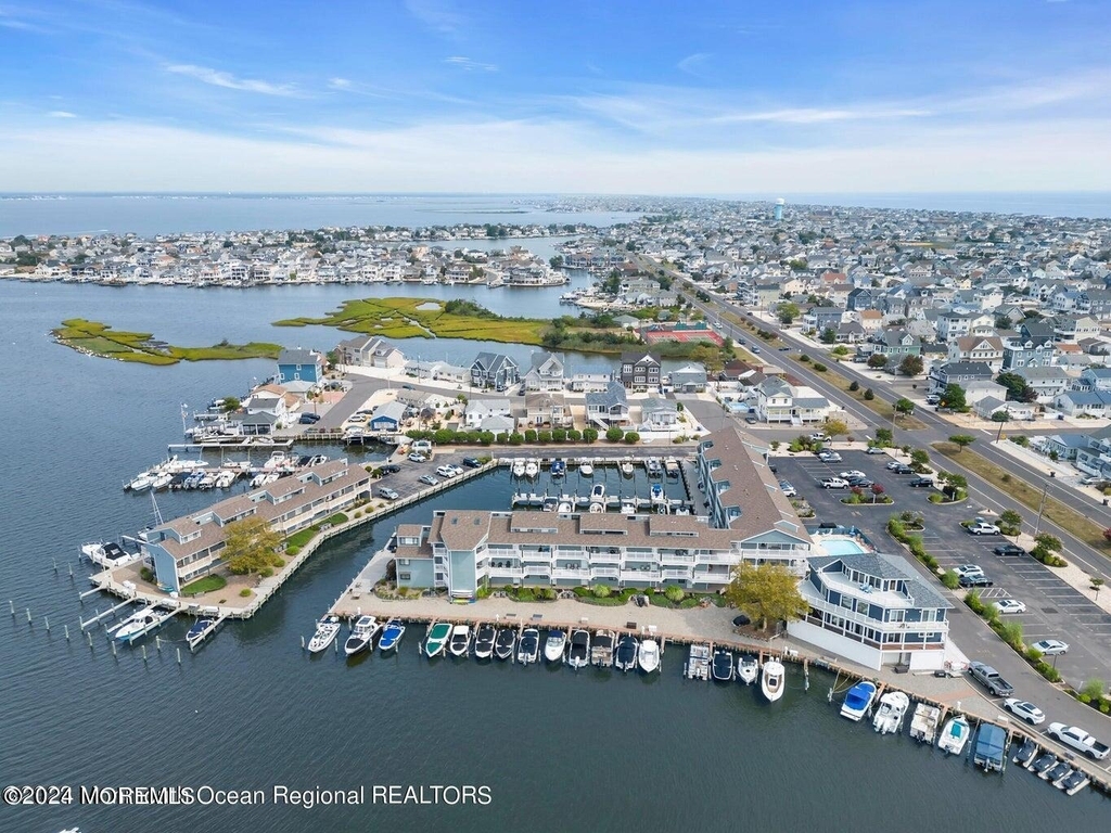 1919 Bay Boulevard - Photo 39