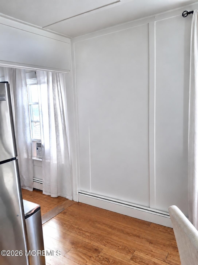 520 Main Avenue - Photo 2