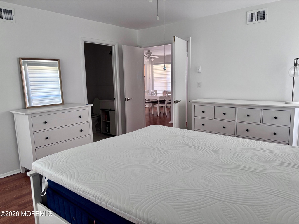945b Liverpool Circle - Photo 9