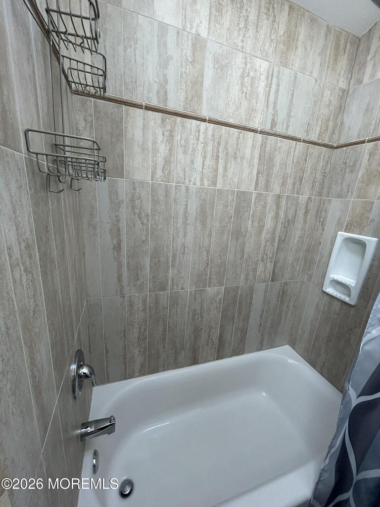 224 Randall Avenue - Photo 11