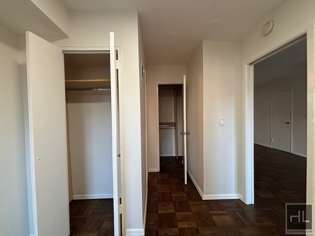 East 63 Street - Photo 8