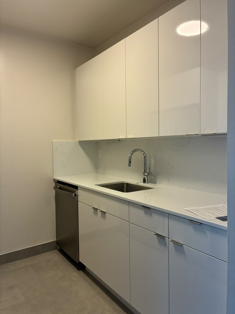 305 West 50th Street - Photo 0