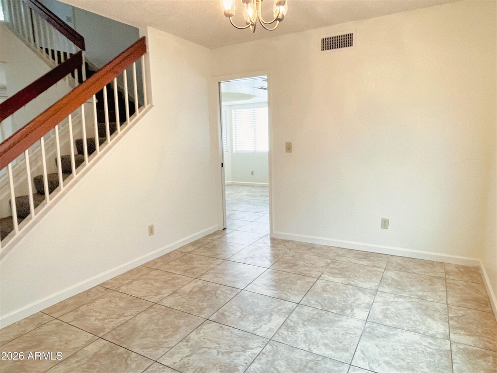 819 W Plata Avenue - Photo 7