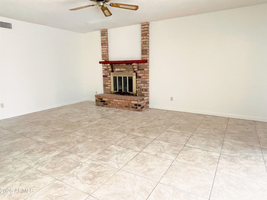 819 W Plata Avenue - Photo 9