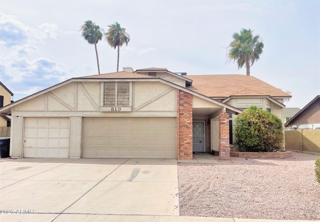 819 W Plata Avenue - Photo 0