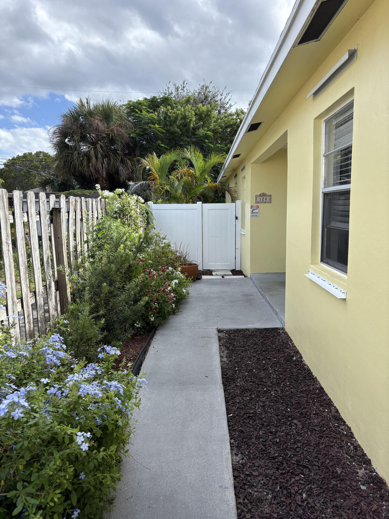 126 Milton Street - Photo 0