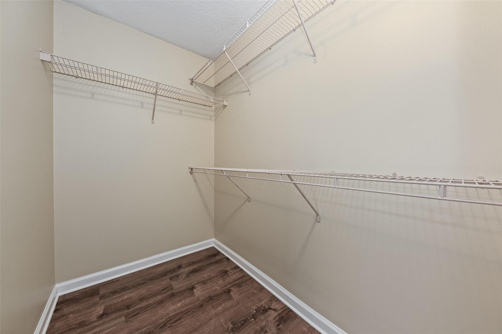 9905 Baywinds Drive - Photo 10