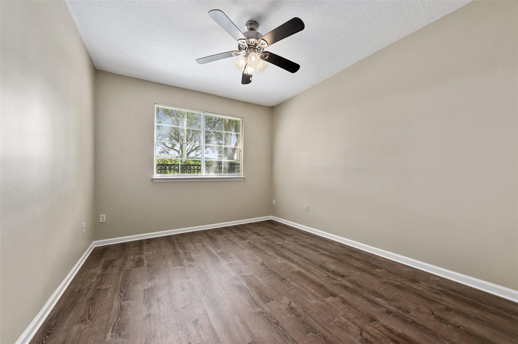 9905 Baywinds Drive - Photo 9
