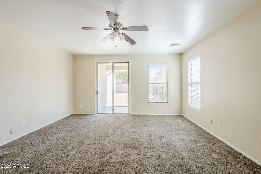 10017 W Raymond Street - Photo 27