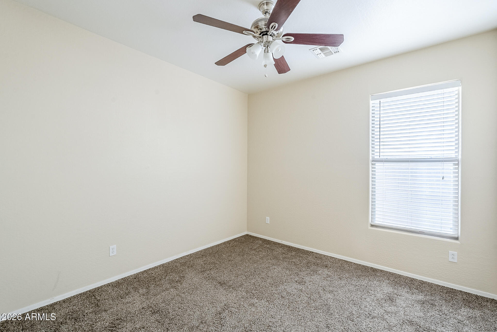 10017 W Raymond Street - Photo 12