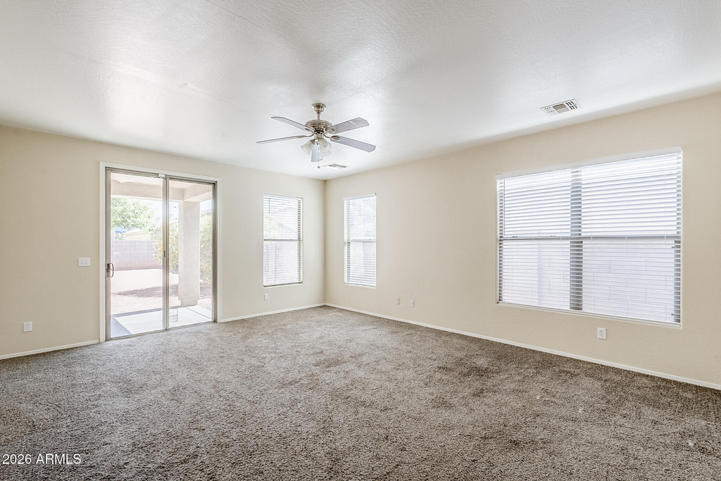 10017 W Raymond Street - Photo 23