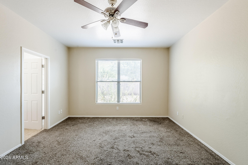 10017 W Raymond Street - Photo 32