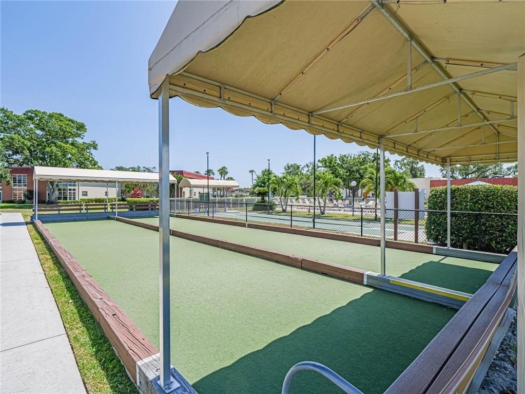 73 Royal Oak Court - Photo 32