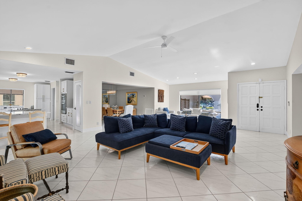 10081 Harbourtown Court - Photo 12