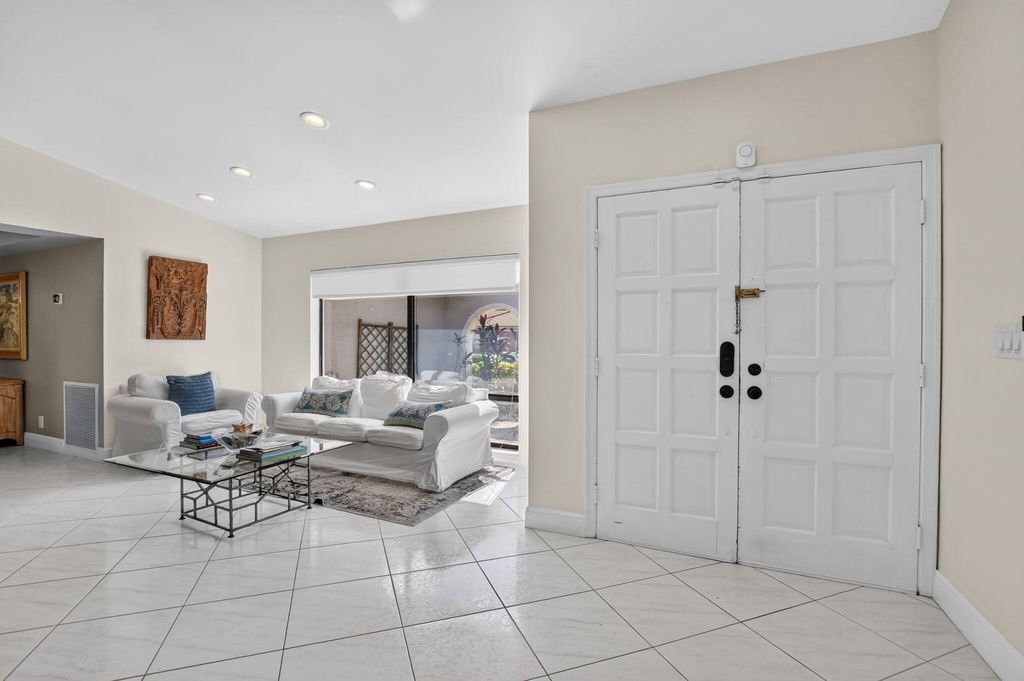 10081 Harbourtown Court - Photo 8