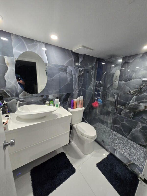 7601 E Treasure Drive - Photo 9