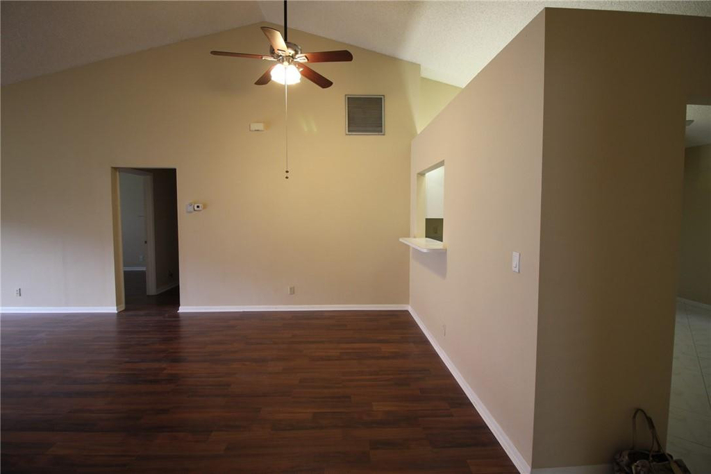 7225 Solandra Lane - Photo 14