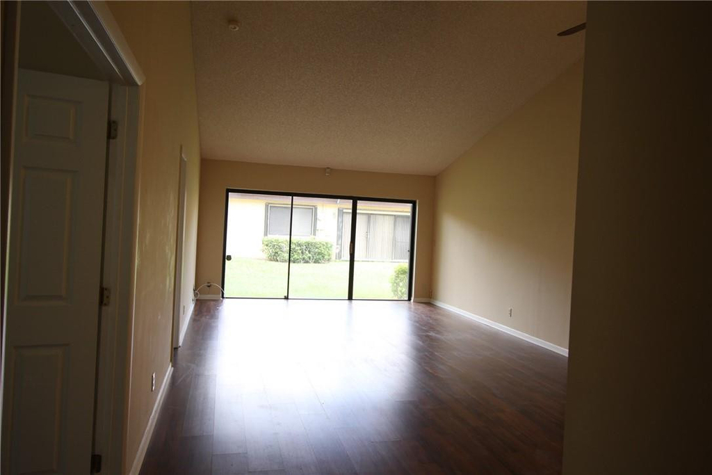 7225 Solandra Lane - Photo 7