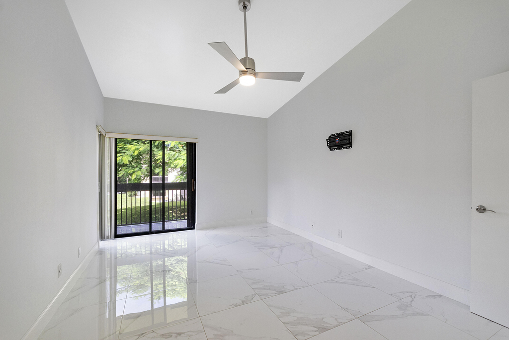 1913 Sw 15th Street - Photo 12