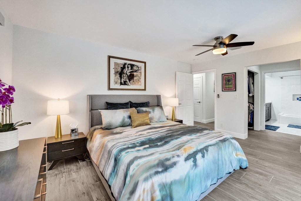 2030 Ne 62nd Street - Photo 46