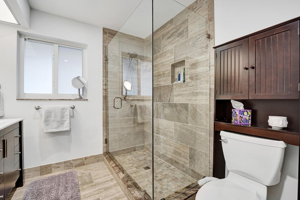 2030 Ne 62nd Street - Photo 56