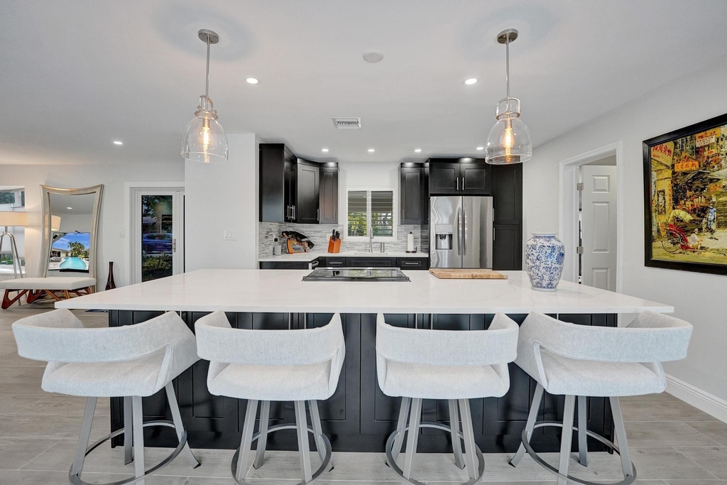2030 Ne 62nd Street - Photo 17