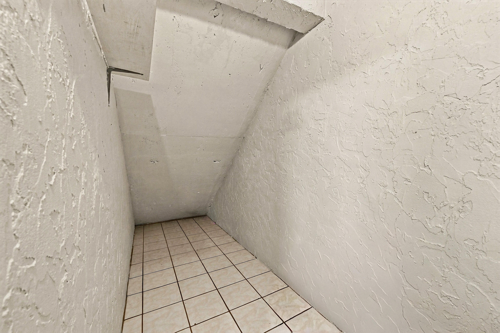 9935 Pineapple Tree Drive - Photo 23