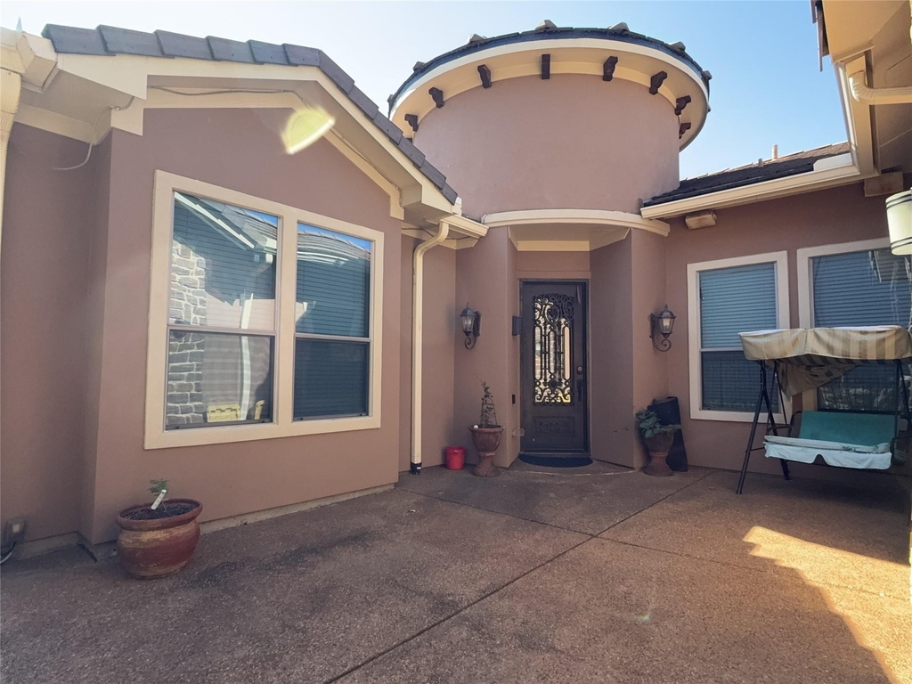 8101 Keechie Drive - Photo 1
