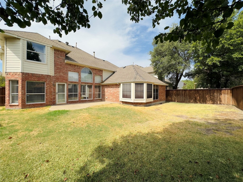 1605 Crown Point Road - Photo 18