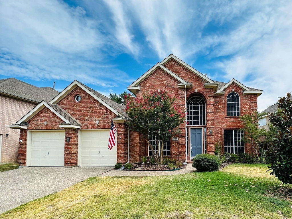 1605 Crown Point Road - Photo 0