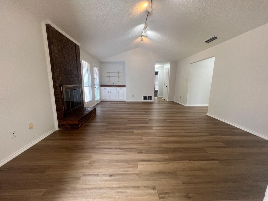 4517 Boston Drive - Photo 7