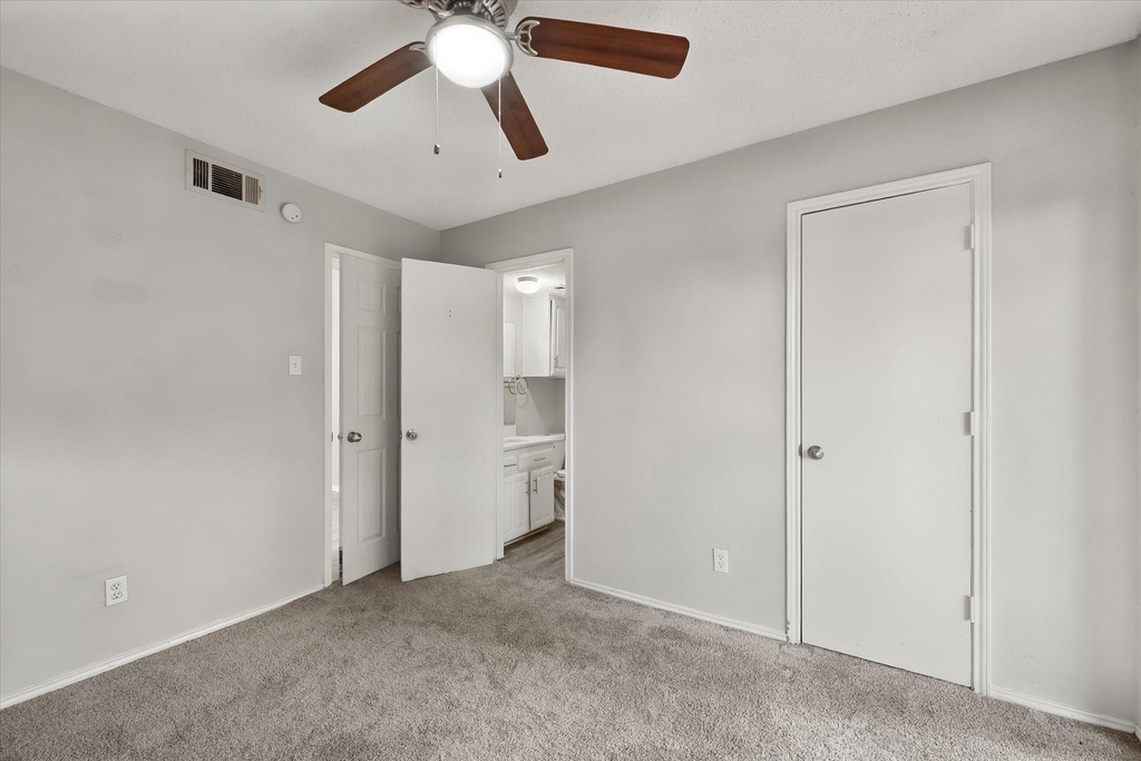 311 Kings Way Drive - Photo 16