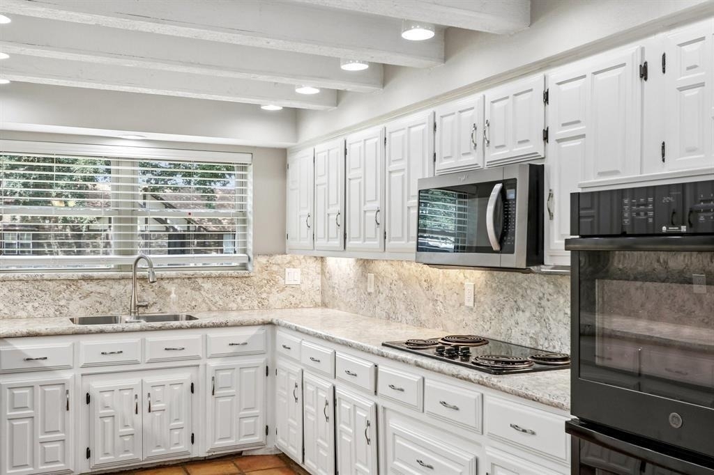 2840 Meadowbrook Drive - Photo 15