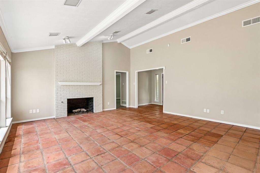 2840 Meadowbrook Drive - Photo 6