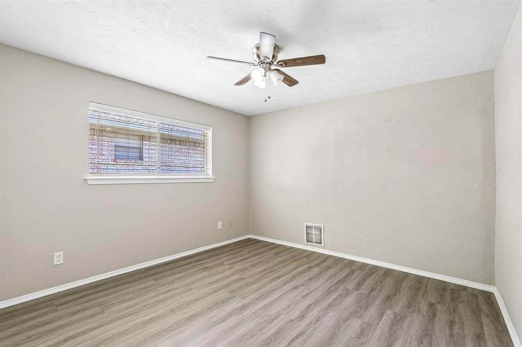 2840 Meadowbrook Drive - Photo 34