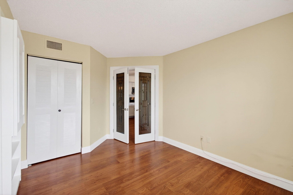 157 Yacht Club Way - Photo 37