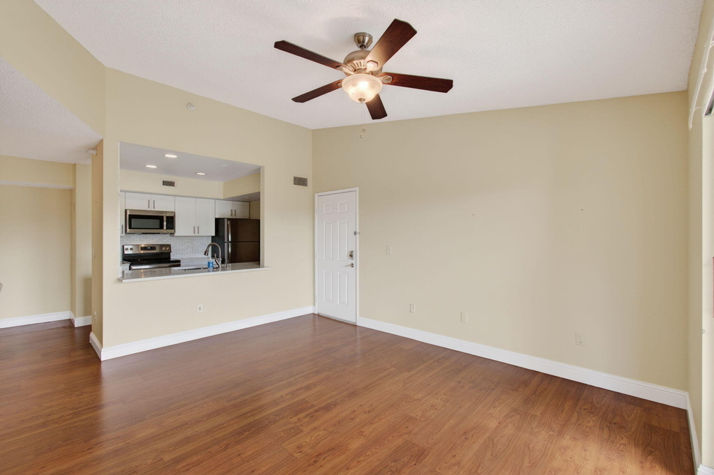 157 Yacht Club Way - Photo 28