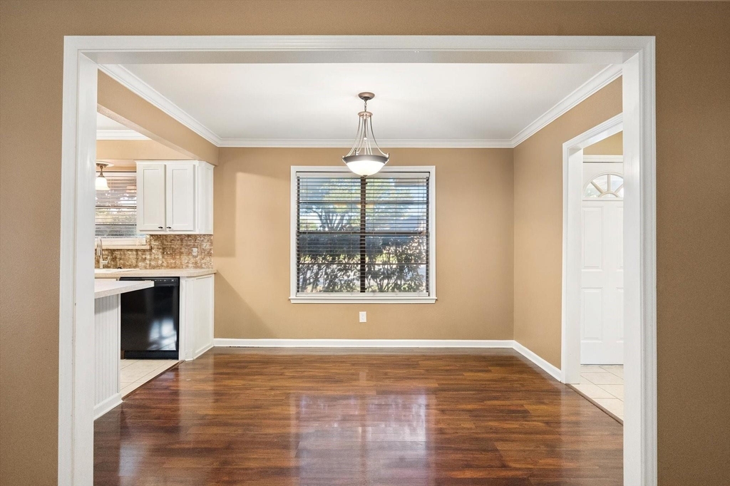 1606 Ridge Court - Photo 9