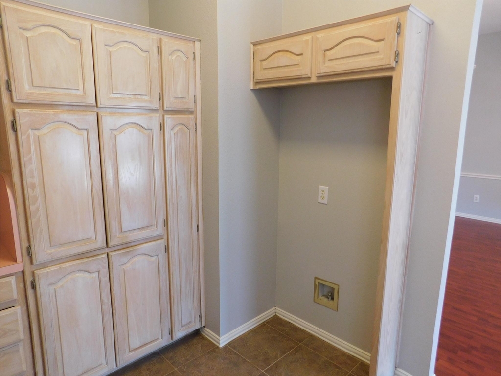 8175 E Mckinney Street - Photo 5