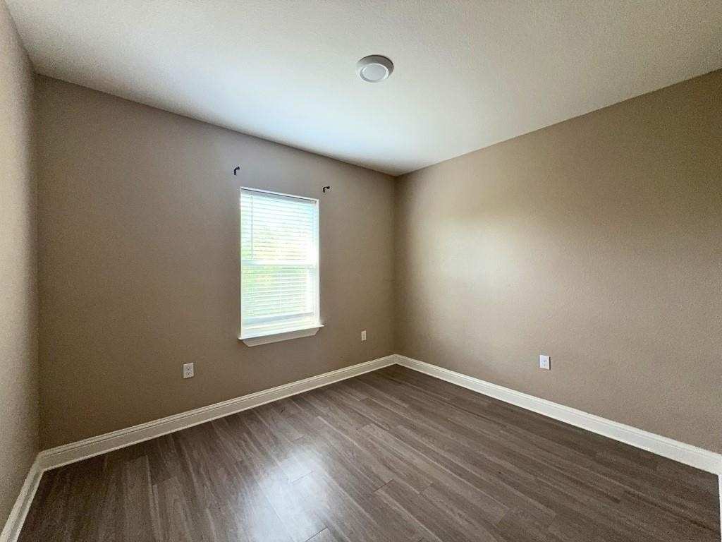 1027 Debby Court - Photo 11