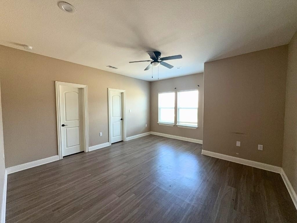 1027 Debby Court - Photo 6